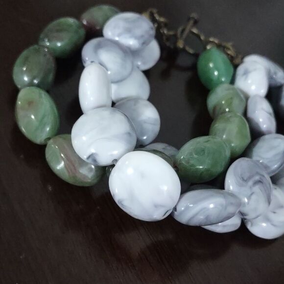 Women's Blue and Green Beaded Three Strand Bracelet with Toggle Clasp - Picture 2 of 6